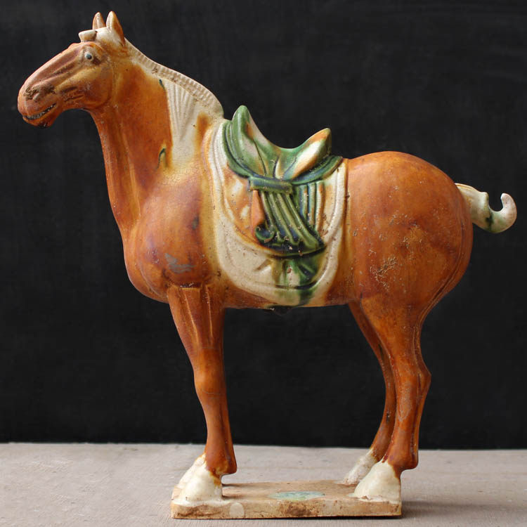 Tang three-color ceramic horse ornaments Ceramic horse antique sheared horse decorative ornaments Business gifts Art collectibles