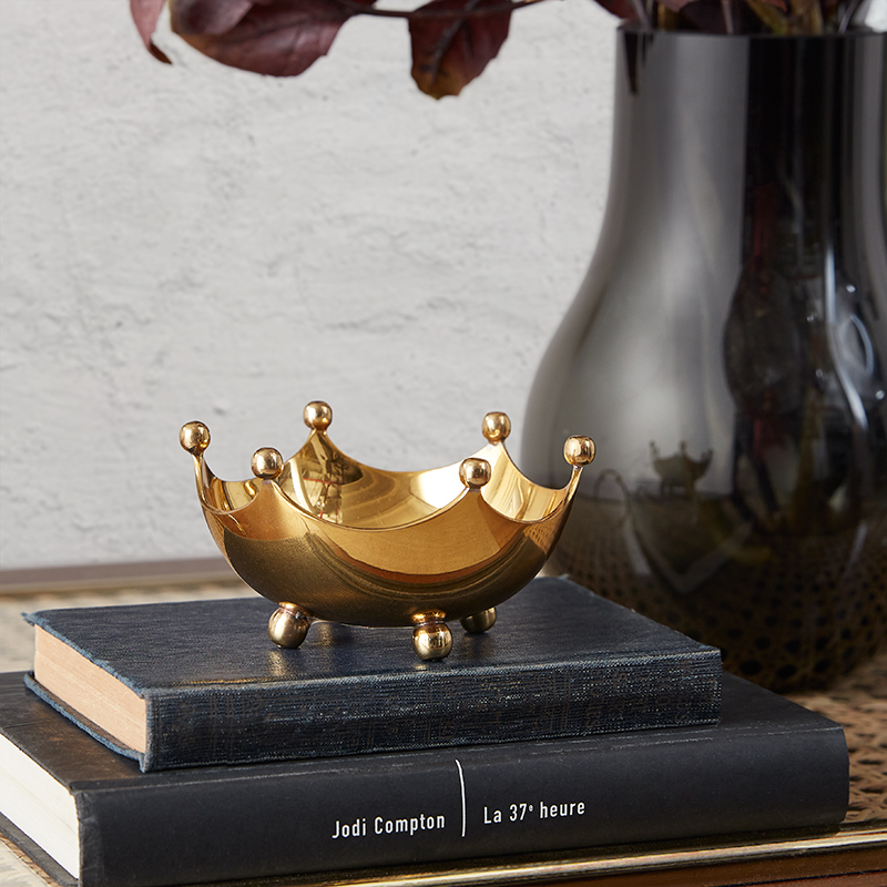 Harbor House Crown Metal Pendulum Wink Brass Containing American Minimalist Furnishing Home Decoration