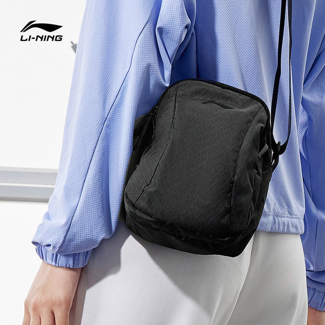 Li Ning shoulder bag crossbody bag men's authentic training series black reflective running sports bag casual bag waist bag