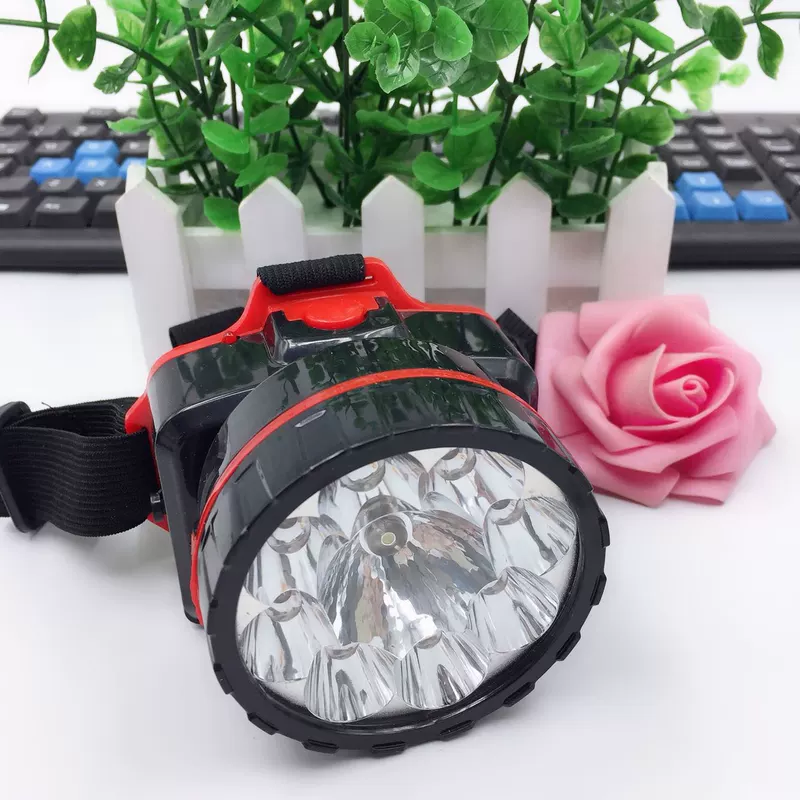 Ánh sáng chói sạc chính hãng LED bắt bọ cạp đèn pha chiếu sáng ngoài trời gắn đầu bắt xúc xắc đèn công suất cao đèn dự phòng cúp điện treo tường