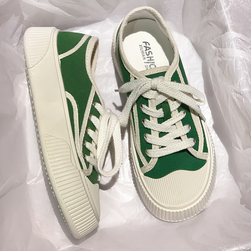 Summer shoes women 2022 Spring new biscuits summer style with small crowdsourced design feel 100 lap thick base small white sails cloth shoes Summer