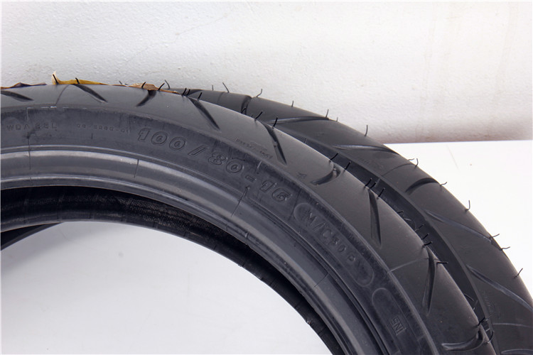 Lốp xe máy Michelin 100/120 / 80-16 lốp bán nóng chảy Jincheng Scarab 200 lốp xe máy chống đinh