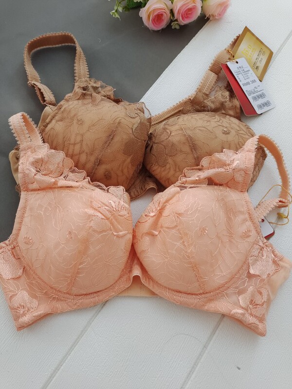 Diana Push-Up Side-High Anti-Sagging Bra Healthy Cup Pure Color Lace Carved Fairy Pure Beauty Series Diana Push-Up Side-High Anti-Sagging Bra Healthy Cup Pure Color Lace Carved Fairy Pure Beauty Series