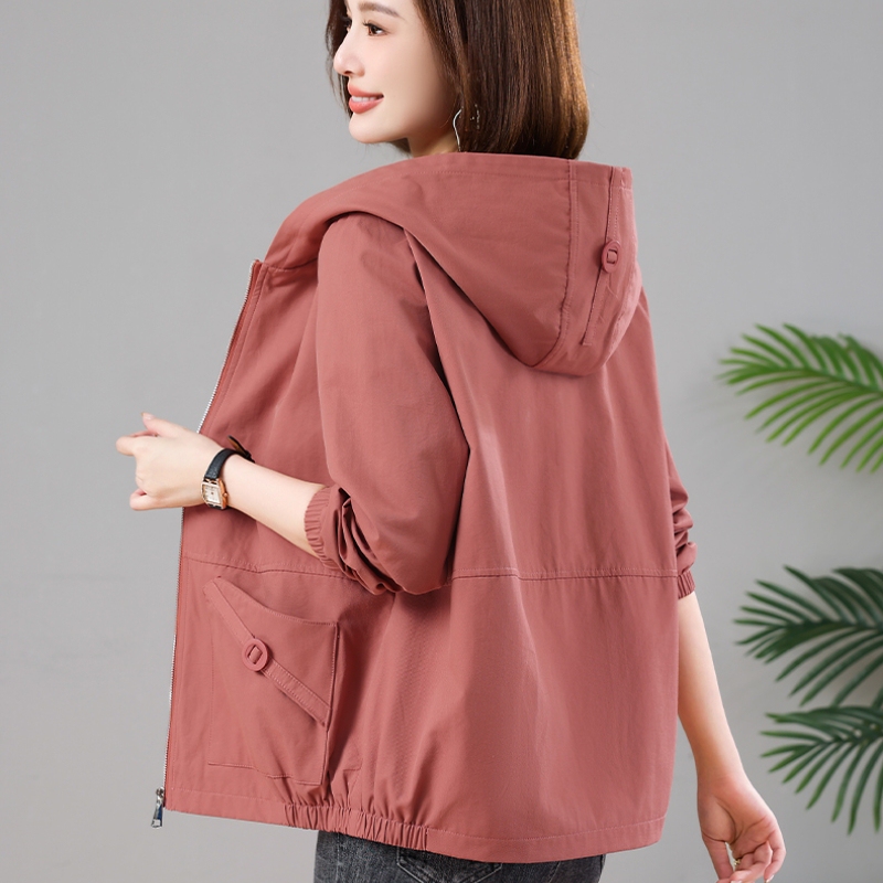 Coat for Women, Mother's Style, 2026 New Spring and Autumn, Middle-Aged, Plus Size, Fashionable, Elegant, Stylish, Casual, Short Trench Coat, Women's Top