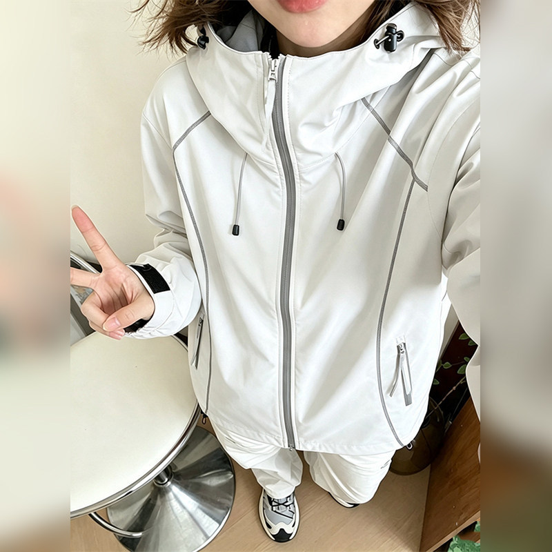 Dr Official Genuine Product American-Style Outdoor Three-Proof Softshell Jacket for Women, Spring and Autumn Mountaineering Waterproof Workwear Jacket