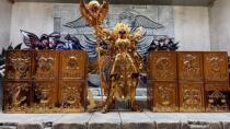 Special price new RH Saint suitcase twelve gold Saint gold Holy clothing primary color box plastic material