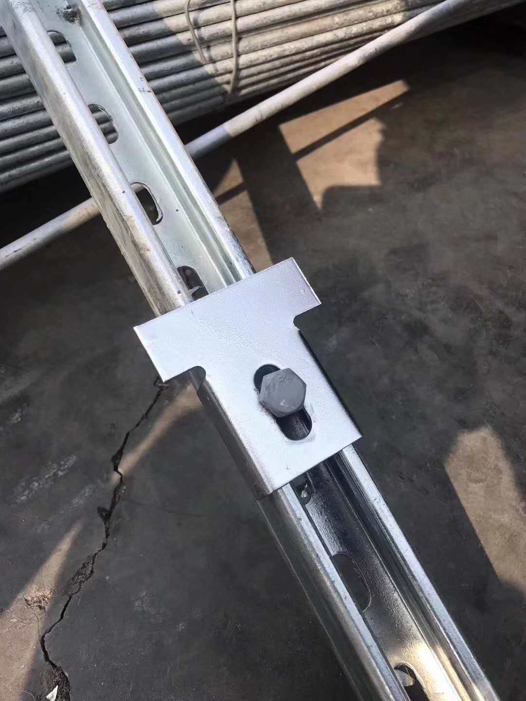 Photovoltaic new type of press panel seamless pressing block sunlight room water resistant inner pressure replaced mid-pressure pressure