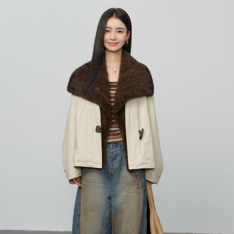 Chen Yuchen Liuyunxuji Velvet Mink Fur Collar Coat for Women 90% White Goose down Parka Short