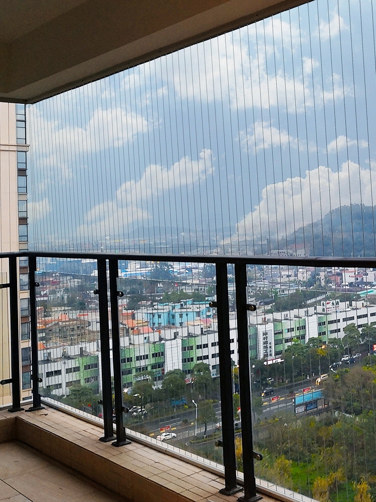 阳台隐形防盗网304钢丝，真能护住孩子又不挡风景？