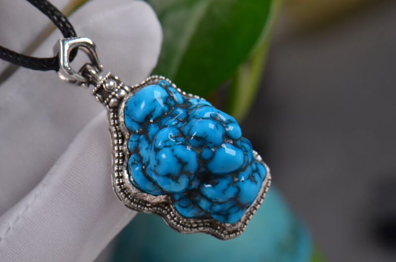Hubei Natural Raw Turquoise, Unenhanced High-Porcelain Blue Irregular Pendant, Yungai Temple Intense Blue Raw Stone Accessory