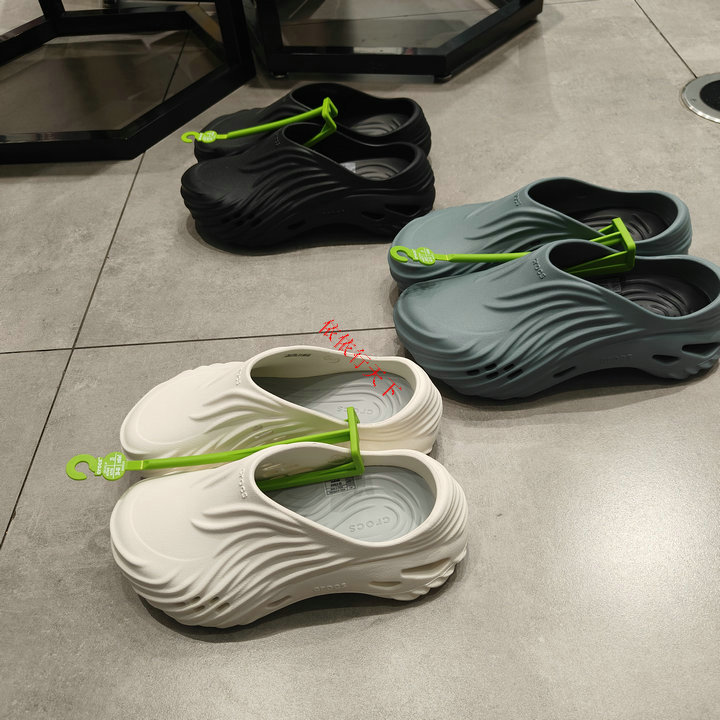 Hou Minghao's Same Style - Crocs 2026 Spring Wave Crocs Men's Beach Shoes 210521
