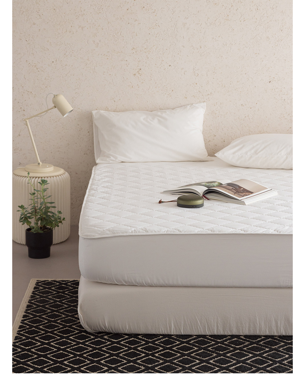 Простая натяжная простыня с хлопковым наполнителем водонепроницаемая защитная накидка с полным покрытием пылезащитный нескользящий мягкий чехол для двуспальной кровати