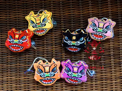Popular promotion lion dance Lion lock key chain creative bag lion head pendant South lion decoration tour gift souvenir lion dance