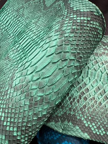 SSS101-124 Special Snake Skin продается
