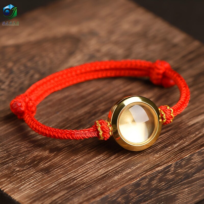 Natural White Crystal Gawu Box Bracelet with Hollow Transparent Design, Red String for the Year of Birth, Shurangama Mantra, and Empty Box Bracelet with Cinnabar Natural White Crystal Gawu Box Bracelet with Hollow Transparent Design, Red String for the Year of Birth, Shurangama Mantra, and Empty Box Bracelet with Cinnabar