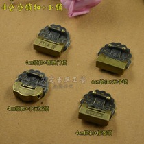 Antique lock box buckle buckle round sheet iron lock matched with all kinds of small lock Chinese old locking head small copper lock padlock