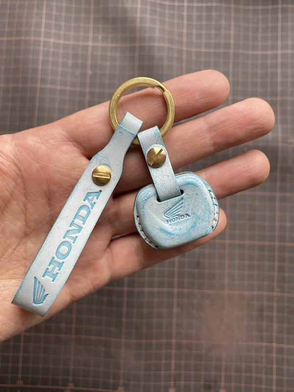 Suitable for Honda Motorcycle Cm500 Key Cover, Mythical Cc110 First-Layer Cowhide Handmade Keychain Case