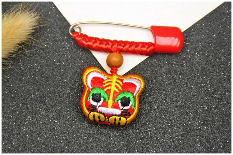 Phụ nữ mang thai, trẻ sơ sinh, trẻ nhỏ, linh hồn ma quỷ, sốc, pin, trâm an toàn, linh hồn ác, an toàn, mặt dây chuyền mang theo - Trâm cài hoa cài áo đẹp