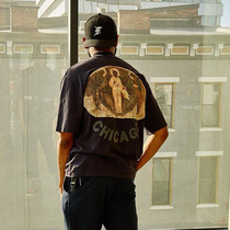 Teased kanye the same three-god male and female couple with the same American Summer High Street Wind Easy-sign