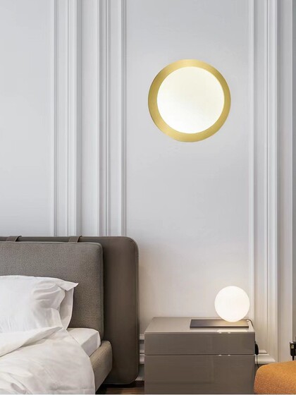 Nordic Golden Light Luxury Hallway Lamp, Modern Minimalist Internet-Famous Personalized Creative Corridor Balcony Entrance Crystal Lamp