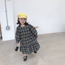 QUEEN childrens clothing girls loose long sleeve dress childrens foreign color plaid Joker dress 835