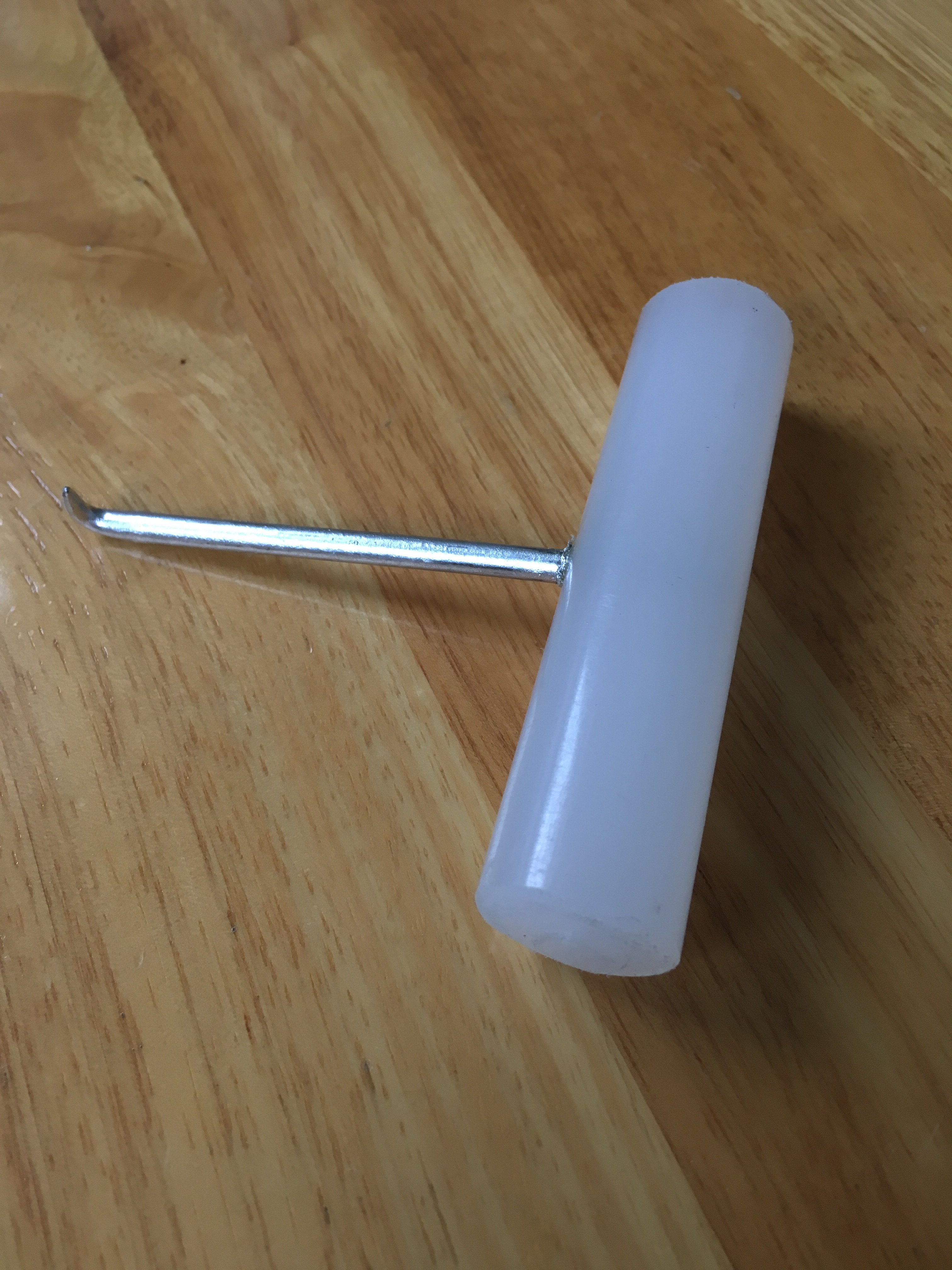 Pull line hook hook flying young badminton pull line hook hook simple, lightweight, practical and durable