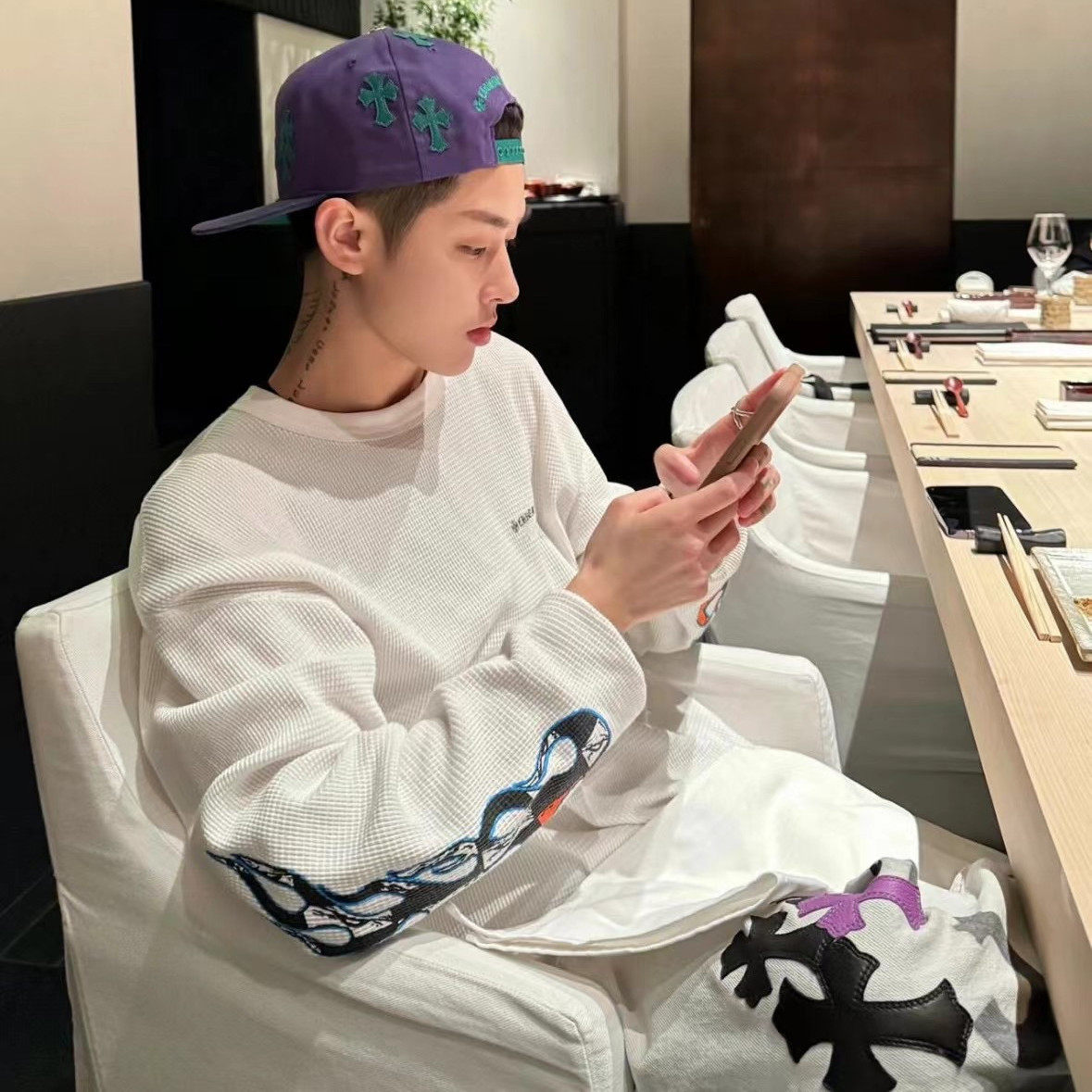 【懂哥系列】Matty boy联名ch风格涂鸦华夫格长袖tee宽松上衣 3