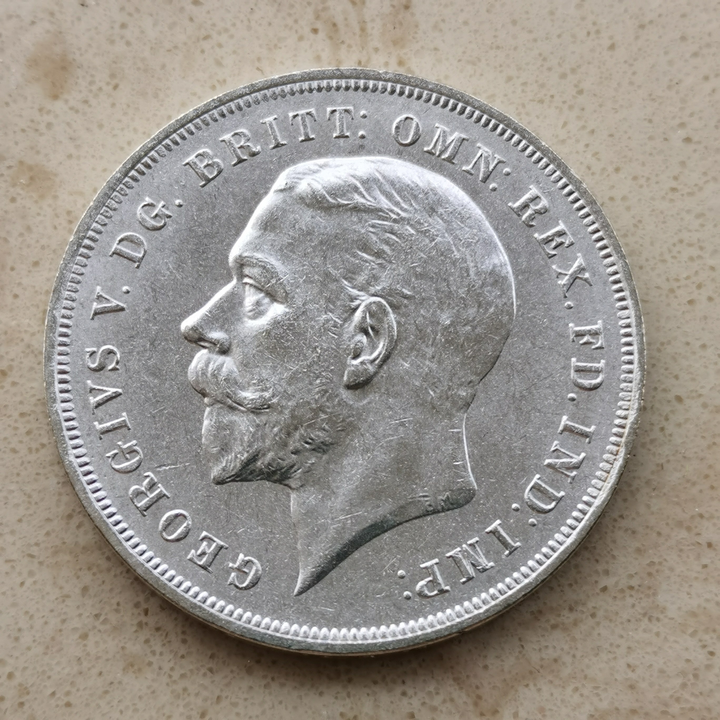 1935年英国乔治五世1克朗木马剑银币NGC-MS63：历史的见证，收藏界的瑰宝-非流通外国钱币-淘宝百科网