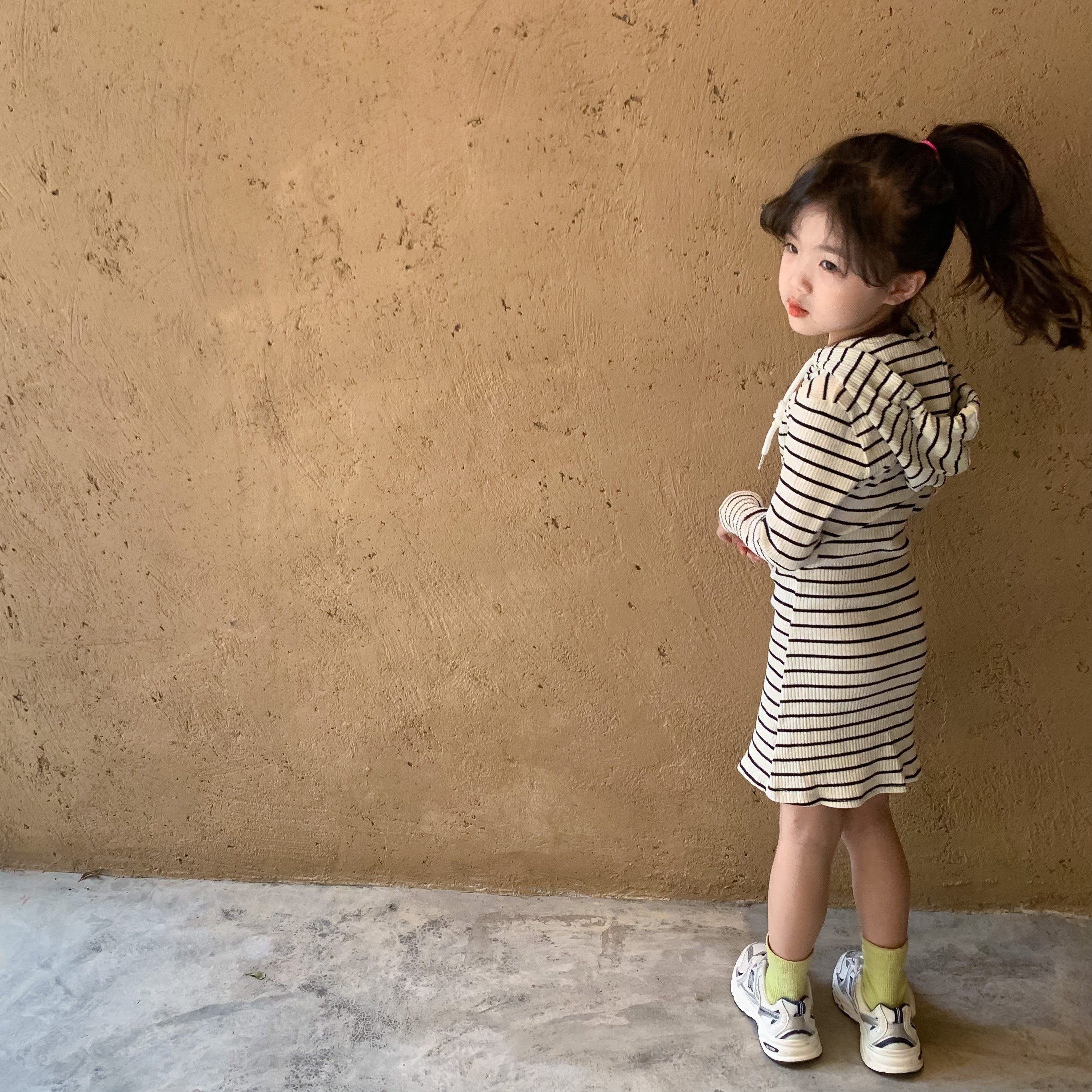 Spring 2022 new Korean edition girls slim stretch foreign hooded striped sweatshirt dress children's fashion dress