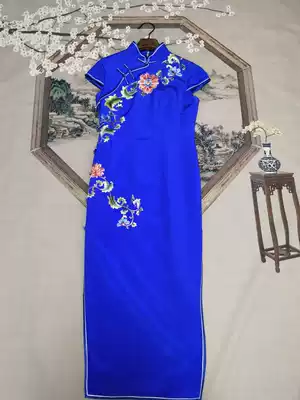 2020 new handmade embroidery flower custom cheongsam banquet dress Chinese silk blue cheongsam long dress