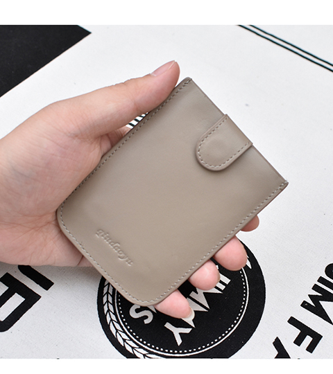 Gói thẻ mới 2019 nhỏ gọn và thực tế gói rút thẻ mini đơn giản nam nữ đơn giản ví ngắn siêu mỏng đa thẻ - Chủ thẻ bóp gucci