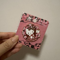 Spot Sanrio hello kitty badge en métal sac décoratif mignon vêtements imprimés danimaux broche JK