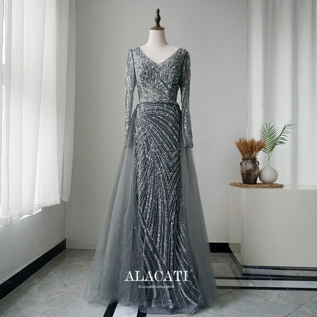 Alacati high-end luxury slim V slim long-sleeved evening dress with heavy hand-embroidered beads performance toast dress 2023 new