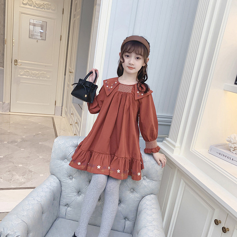 The girl retro dress 2021 New Fashion little girl floral skirt long sleeve red children's autumn