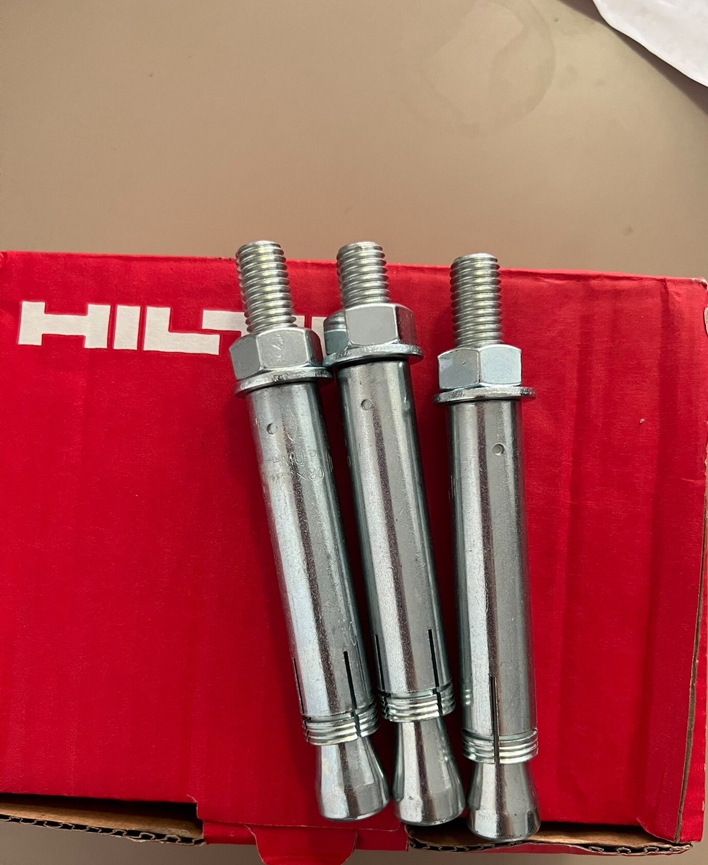 Болт расширительный 喜利得后扩底锚栓机械锚栓扩底锚栓金属锚栓幕墙锚栓