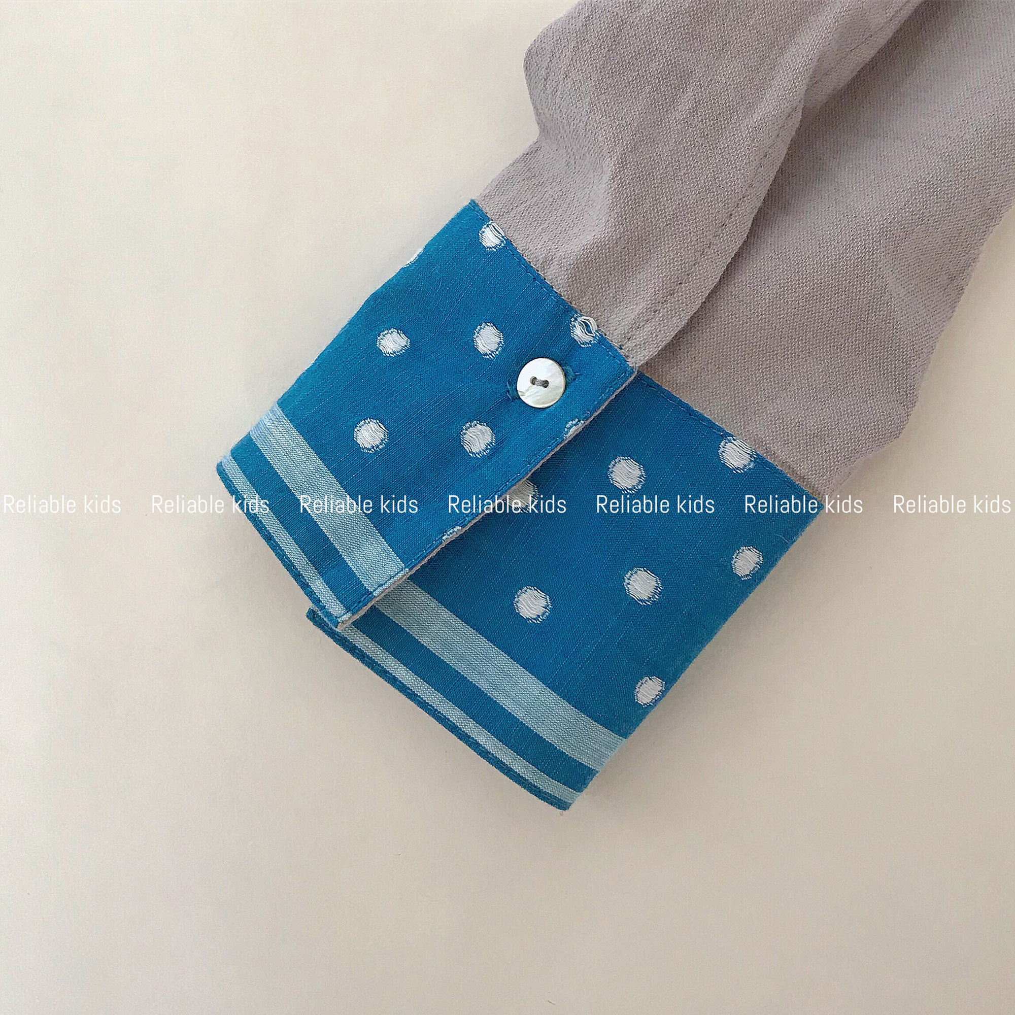 Ails Reliabel Keidis original glance at the Vibrant Texture of the Spliced Advanced Home Wear Limit