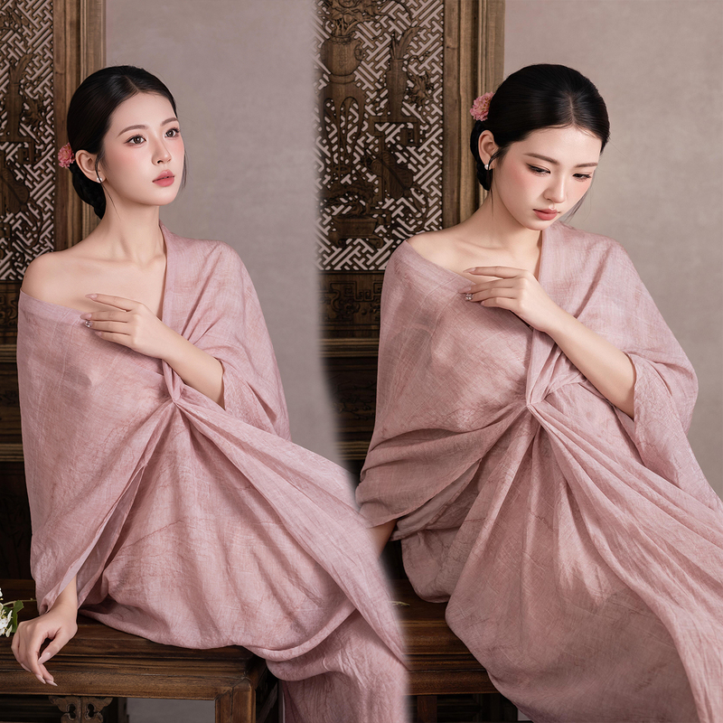 New Studio Photography with Maternity Themes, New Year Themes, Retro New Chinese Style, American Style, Cool and Artistic Portrait Photography