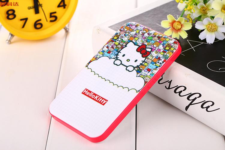 Hộp quà tặng thiết lập năng lượng di động Selfie dính phim hoạt hình hellokitty quà tặng tùy chỉnh điện thoại di động sạc kho báu