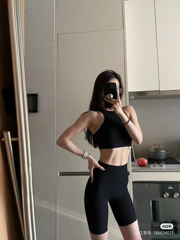 Spot Align High-Rise Short Sports Slim Nude Shorts Cycling Pants