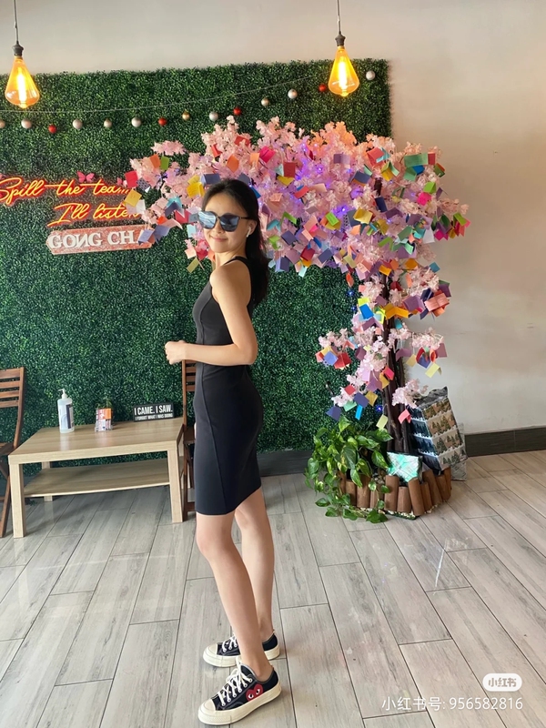 In Stock Slim-Fit Above-Knee Dress Casual Yoga Tank Top Dress with Chest Pads