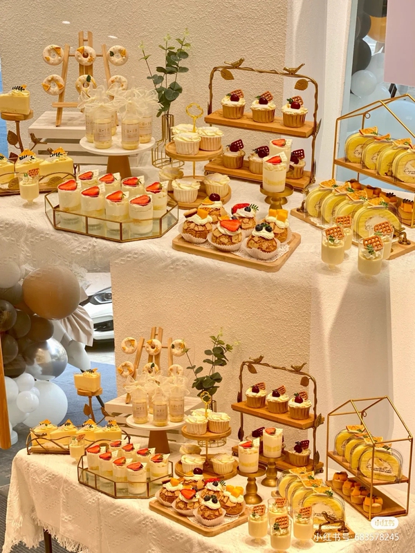 Forest-Themed Dessert Table Display Stand, First Birthday Decoration, Dessert Table, Christmas and New Year Baking Cake Decoration Props
