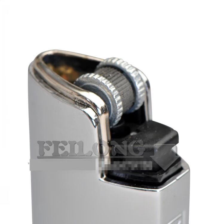 Nhập khẩu CLIPPER rifamp nhẹ hơn gas gas nhẹ hơn hai màu vỏ kim loại bạc tùy chọn hộp quẹt dupont