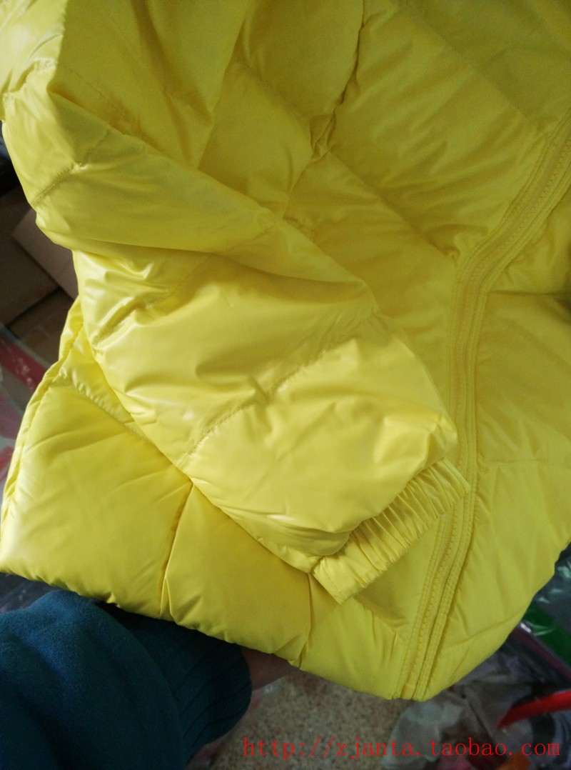 Anta nữ xuống áo khoác nữ vịt xuống áo khoác nữ áo ấm mùa đông quần áo cotton giản dị đích thực - Thể thao xuống áo khoác áo phao ngắn