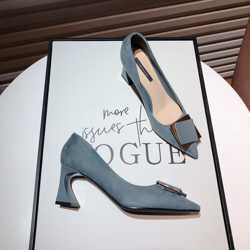 Korean version of net red fashion 2022 new square buckle matte suede high heels women's new sexy pointed toe thick heel shoes