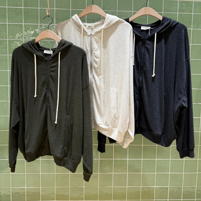 Modal American Vintage Celebrity Style Ultra-Soft, Relaxed, Loose-Fitting Hooded Sweatshirt and Pants