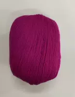 Темно-розово-красный, без этикетки.