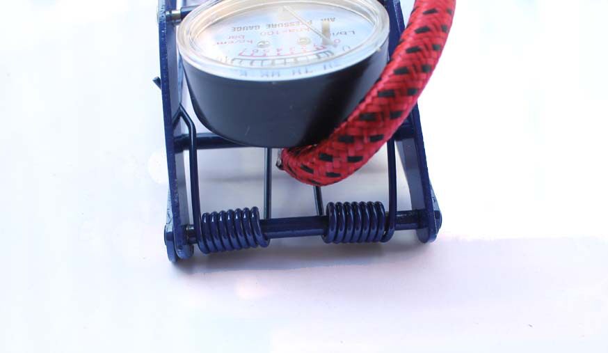 Pompe à vélo - Ref 2389844 Image 4