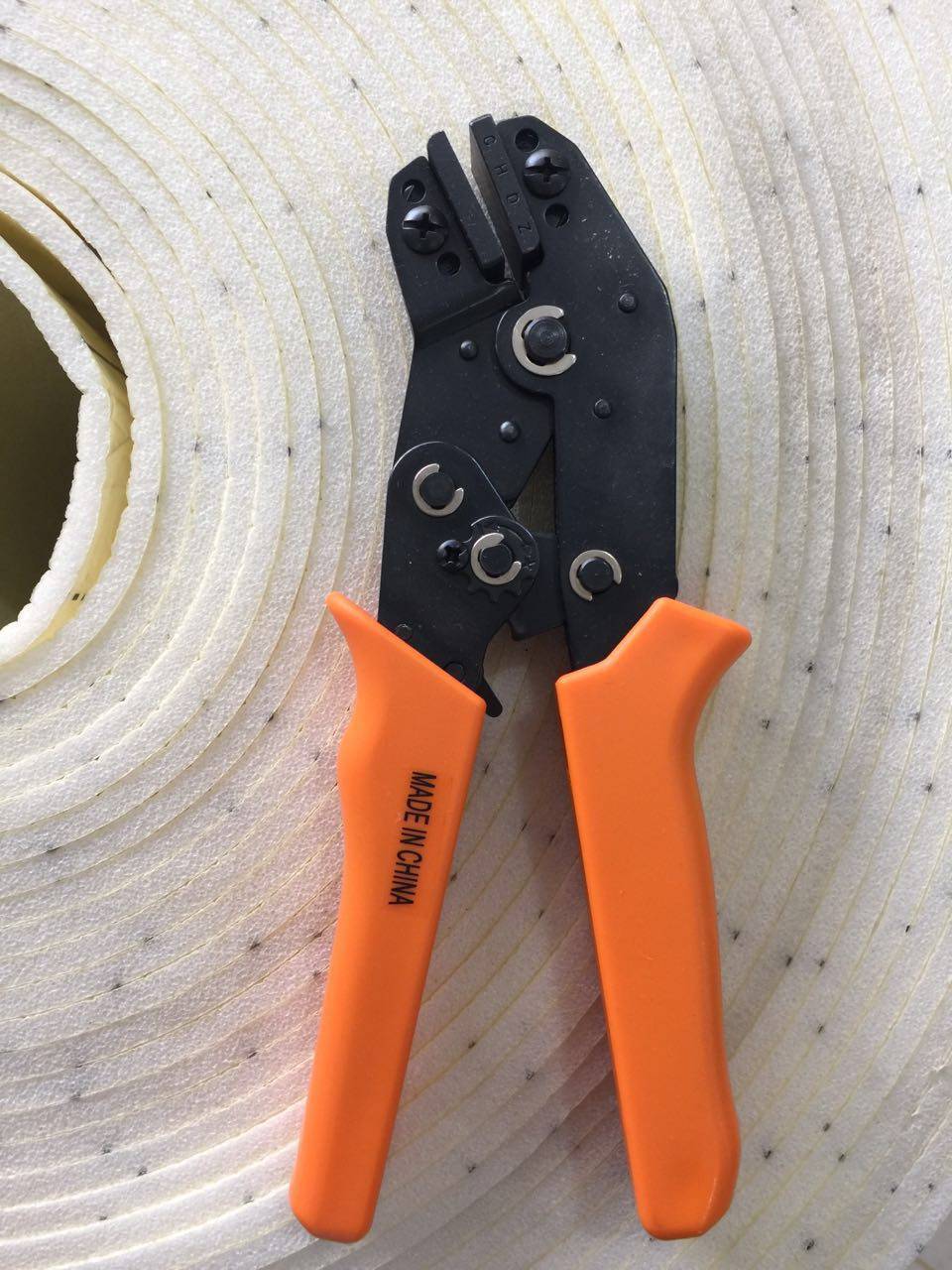 South Korea imported electric heater kang electric heating film tool accessories flat mouth C-type cold pressing pliers strong pliers