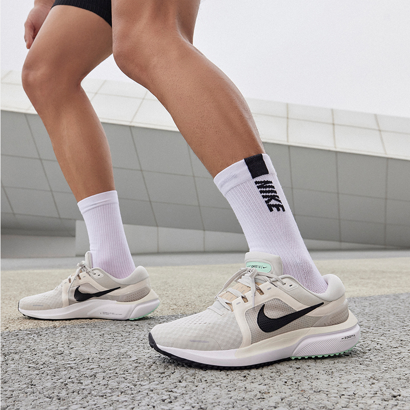 Nike Multiplier Quick-Drying Running Socks for Men and Women, Sports Outdoor Mid-Calf Socks That Absorb Sweat and Are Anti-Odor