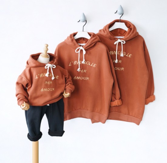18 phiên bản Hàn Quốc của mùa đông cha mẹ-con mới dày cộng với gia đình nhung màu retro giản dị áo len hoang dã trùm đầu váy đẹp mẹ và bé